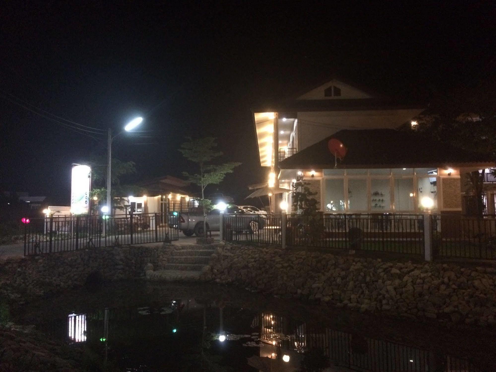 Thana Ville Resort Mae Sot Exteriör bild